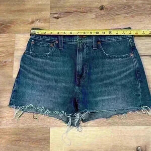 Madewell the perfect Jean short blue jeans cut off